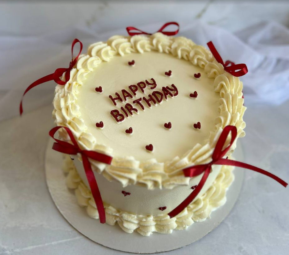 Retro Cake (Vintage Cake, Lambeth Cake)